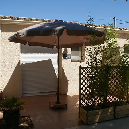 Bed and Breakfast D'hotes La Gardie 3*