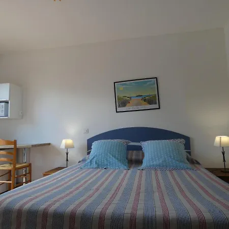 D'hotes La Gardie 3*